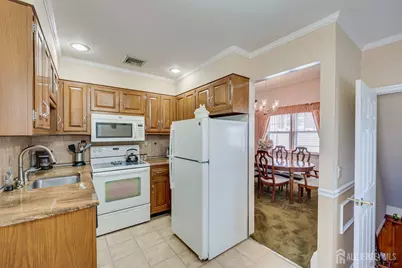 51 Federal Street, Menlo Park Terrace, NJ 08840 - Photo 10