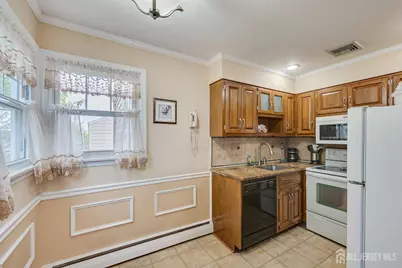 51 Federal Street, Menlo Park Terrace, NJ 08840 - Photo 12