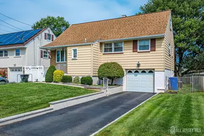 51 Federal Street, Menlo Park Terrace, NJ 08840 - Photo 2