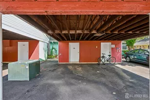 52 Cambridge Ct, Lakewood, NJ 08701 - Photo 2