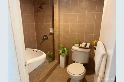 254 Franklin Street, Bloomfield, NJ 07003 - Photo 8