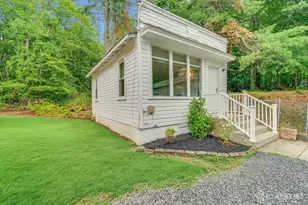 302 Schoolhouse Rd, Monroe Township, NJ 08831 - Photo 1