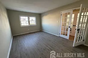 17 Lennox Ct, Winslow Township, NJ 08081 - Photo 8