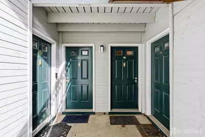 37 Morgan Place, East Brunswick Township, NJ 08816 - Photo 2