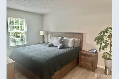 41 Brighton Way, North Brunswick Township, NJ 08902 - Photo 4