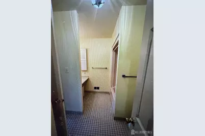 211 Gambocz Court, South Brunswick Township, NJ 08852 - Photo 12