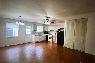 211 Gambocz Ct, South Brunswick Township, NJ 08852 - Photo 24