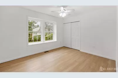 29 Hillsborough Road, Monroe Township, NJ 08831 - Photo 10