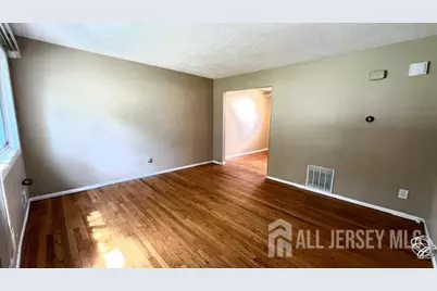 238 E Inza Street, Highland Park, NJ 08904 - Photo 6