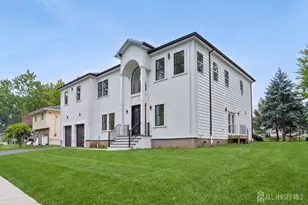 20 Milton Ave, Edison, NJ 08820 - Photo 2