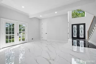 20 Milton Ave, Edison, NJ 08820 - Photo 4