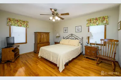 16 Sheinfine Avenue, South River, NJ 08882 - Photo 10