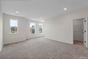 204 Lyla Ln, New Brunswick, NJ 08901 - Photo 10