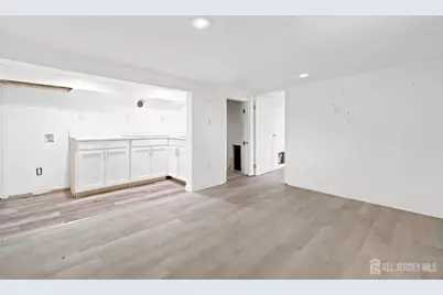 56 Grant Avenue, Carteret, NJ 07008 - Photo 38