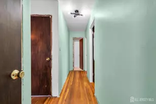 106 Kendall Dr, Sayreville, NJ 08859 - Photo 8