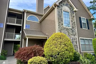 435 Meade Ct, East Brunswick Township, NJ 08816 - Photo 2
