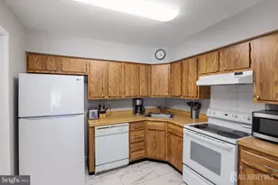 23 W Bluebell Ln, Mount Laurel, NJ 08054 - Photo 12