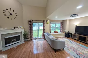 22 Heather Ct, South Brunswick Township, NJ 08852 - Photo 10