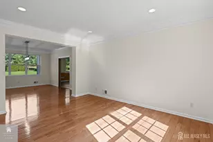 5 Bard Dr, Monroe Township, NJ 08831 - Photo 8