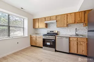 1913 Raspberry Ct, Edison, NJ 08817 - Photo 8
