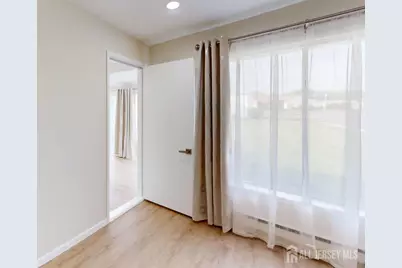 9-C Aspen Plaza, Monroe Township, NJ 08831 - Photo 12