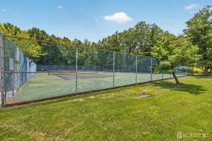 818 Cricket Ln, Woodbridge Township, NJ 07095 - Photo 22
