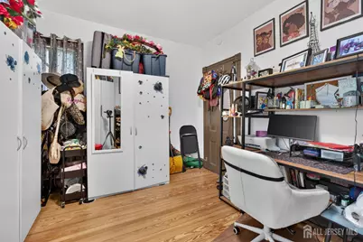 81 Louis Street, New Brunswick, NJ 08901 - Photo 10