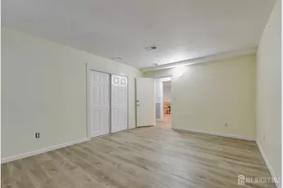 382 College Drive, Edison, NJ 08817 - Photo 10