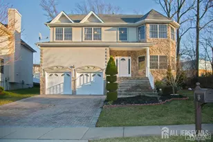 43 Melbloum Ln, Edison, NJ 08837 - Photo 2