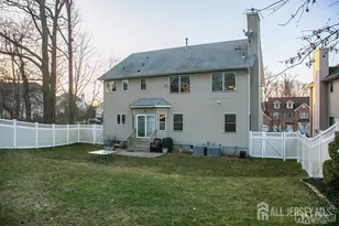 43 Melbloum Ln, Edison, NJ 08837 - Photo 48