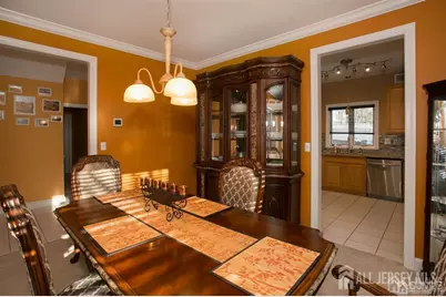 43 Melbloum Lane, Edison, NJ 08837 - Photo 16