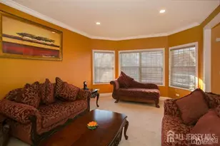 43 Melbloum Ln, Edison, NJ 08837 - Photo 14