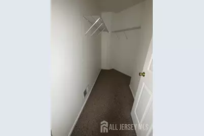 778 Harbortown Boulevard, Perth Amboy, NJ 08861 - Photo 4
