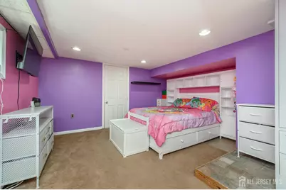 32 Loring Avenue, Edison, NJ 08817 - Photo 18