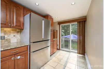 32 Loring Avenue, Edison, NJ 08817 - Photo 10