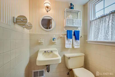 560 Wakefield Drive, Metuchen, NJ 08840 - Photo 46