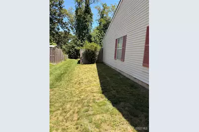 30 Van Pelt Court, East Brunswick Township, NJ 08816 - Photo 24