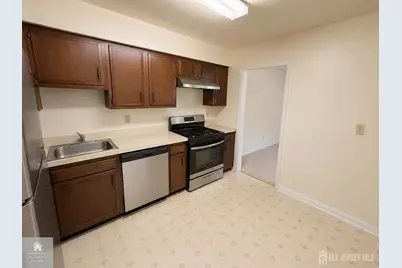 30 Van Pelt Court, East Brunswick Township, NJ 08816 - Photo 4