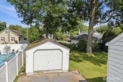 42 Brookwood Road, Spotswood, NJ 08884 - Photo 32