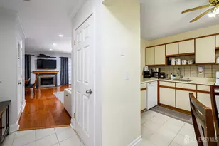 136 Woodmere Dr, Sayreville, NJ 08859 - Photo 6