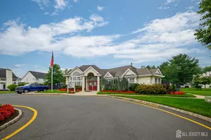 136 Woodmere Dr, Sayreville, NJ 08859 - Photo 26
