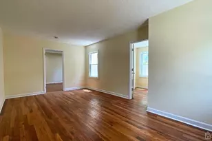 408 Ryders Ln, East Brunswick Township, NJ 08816 - Photo 4