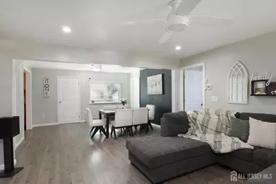 661 Leone Street, Woodbridge Township, NJ 07095 - Photo 8