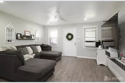 661 Leone Street, Woodbridge Township, NJ 07095 - Photo 6
