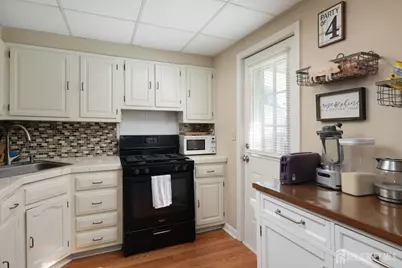 661 Leone Street, Woodbridge Township, NJ 07095 - Photo 12