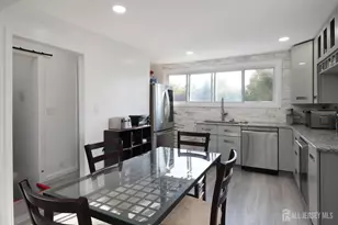 661 Leone St, Woodbridge Township, NJ 07095 - Photo 18