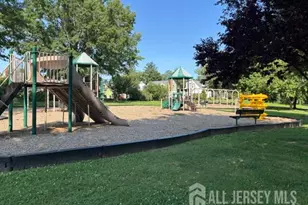 304 Green St, Woodbridge Township, NJ 07095 - Photo 24