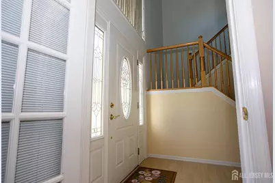 66 Morris Court, Sayreville, NJ 08879 - Photo 6