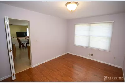 66 Morris Court, Sayreville, NJ 08879 - Photo 10