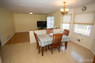 66 Morris Ct, Sayreville, NJ 08879 - Photo 16